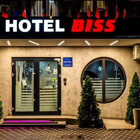 Hotel Biss 체니카 외부 사진